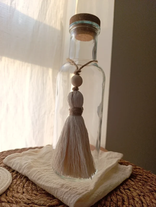 botella con adorno