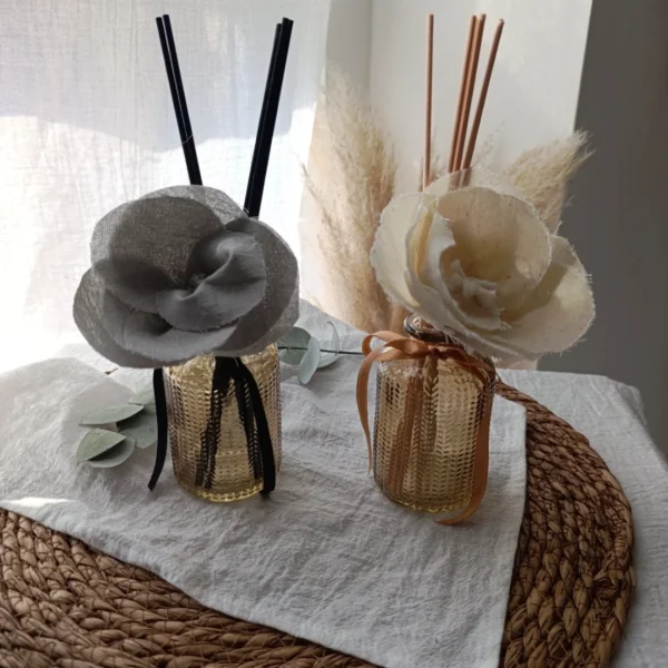 Envase Labrado con Flor Mecha