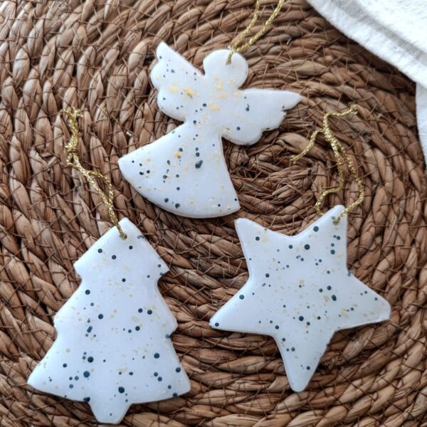 Adorno navideño de porcelana x3 unidades