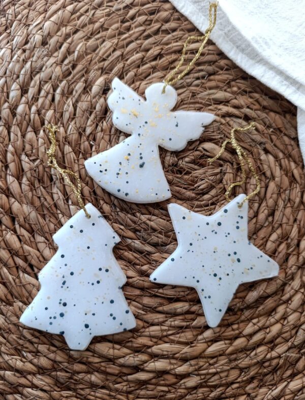 Adorno navideño de porcelana x3 unidades