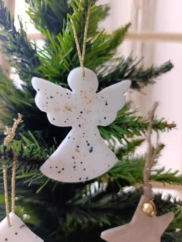 Adorno navideño de porcelana x3 unidades